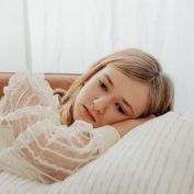 Być jak powietrze. Jak zwrócić na siebie uwagę rodziców?